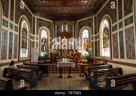 Innenansicht, Seitenaltar, der Kathedrale in Cartago, die Basilika Nuestra Señora de los Angeles, Cartago, Provinz Cartago, Costa Rica Stockfoto