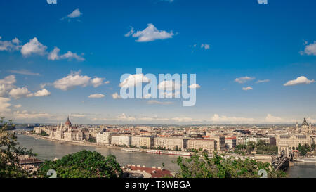 Blick über Budapest mit Parlament und Donau von Buda Castle Stockfoto