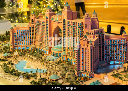 Dubai, VAE - November 29, 2018: Modelle von Atlantis Hotel auf der Palm Jumeirah im Hotel. Stockfoto