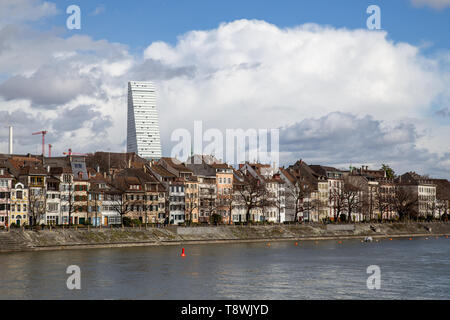 Rhein Riverfront in Basel, Schweiz Stockfoto