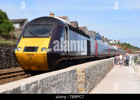 Ein Cross Country HST Class 43 an einem Nachmittag Service nach Plymouth. Stockfoto