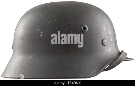 Schutzkleidung, Helme, Deutscher stahlhelm M 40, Editorial-Use - Nur Stockfoto