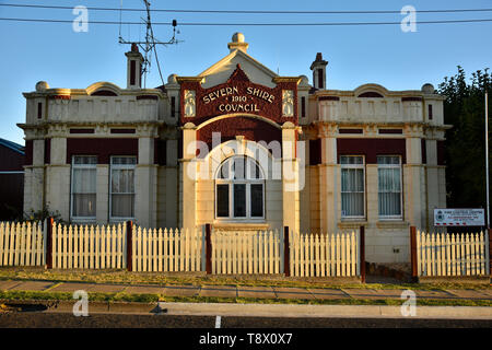 Die alte Severn Shire Rat Gebäude, 1920 erbaut, später verwendet, um eine Feuerwehr Hauptquartier und bald ein Jugendzentrum zu sein Stockfoto