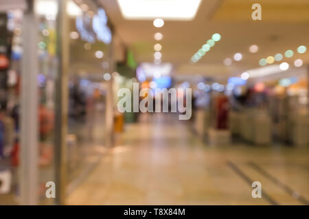 Halle der Shopping Mall, verschwommenes Sehen Stockfoto