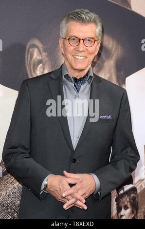 Los Angeles, CA, USA. 14 Mai, 2019. Michael Buffer bei Ankünften für HBO DEADWOOD Premiere, die Cinerama Dome, Los Angeles, CA 14. Mai 2019. Credit: Priscilla Grant/Everett Collection/Alamy leben Nachrichten Stockfoto