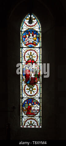 Glasmalerei Lanzetten, die biblische Szenen der Heilung von Clayton und Bell, 1872 in der Kirche der Heiligen Maria, Potterne, Wiltshire, England, Großbritannien Stockfoto