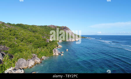 Luftaufnahme auf die Anse Source D'Argent auf La Digue Island auf den Seychellen Stockfoto