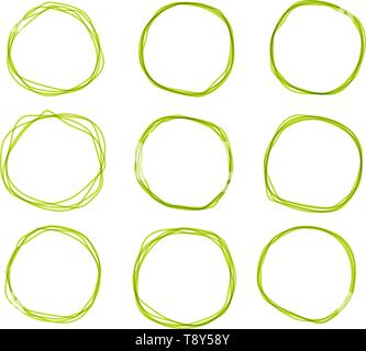 Grüne doodle skizziert Kreisen. Hand gezeichnet scribble Ringe isolierte Gruppe Stock Vektor