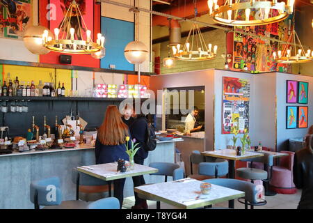 Innenraum der Beany Grün café Sheldon Square, Paddington, London, Großbritannien Stockfoto