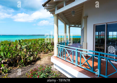 Restaurant am Meer Stockfoto