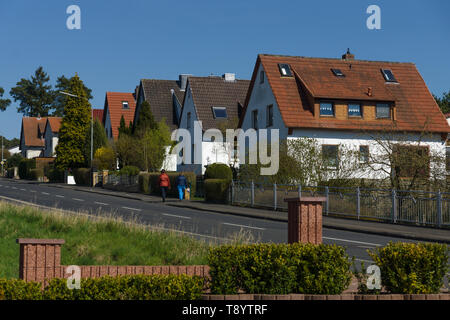 NEUSTADT (Hessen), Deutschland - 19 April, 2015: Gebäude und Straßen einer Provinzstadt. Stockfoto