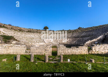 Dodoni antikes Theater, einer der größten und am besten erhaltenen antiken griechischen Theater, in Epirus Region gelegen, in der Nähe von Ioannina, Griechenland, Europa. Stockfoto