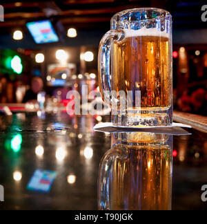 Pint Bier in einem Pub in Vancouver, Kanada Stockfoto