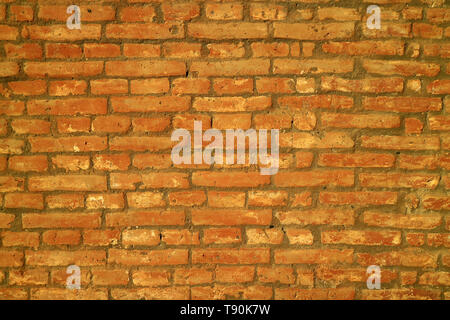 Vorderansicht eines alten Gebäudes rauhe Wand Stockfoto