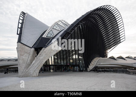 Der TGV Bahnhof Lyon Saint-Exupéry (franz.: Gare de Saint-Exupéry TGV) ist ein fernverkehrsbahnhof am Flughafen Lyon Saint-Exupéry, etwa 20 Kilometer Stockfoto