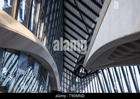 Der TGV Bahnhof Lyon Saint-Exupéry (franz.: Gare de Saint-Exupéry TGV) ist ein fernverkehrsbahnhof am Flughafen Lyon Saint-Exupéry, etwa 20 Kilometer Stockfoto