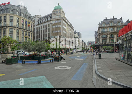 Brüssel, Boulevard Anspach, Vorbereitung zum Umbau zur fußgeherzone 2017 - Brüssel, Boulevard Anspach, Vorbereitung für die Umwandlung in eine Fußgängerzone sind Stockfoto