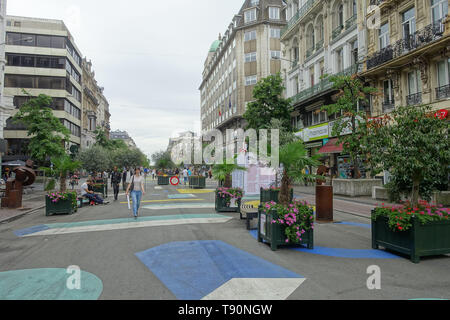 Brüssel, Boulevard Anspach, Vorbereitung zum Umbau zur fußgeherzone 2017 - Brüssel, Boulevard Anspach, Vorbereitung für die Umwandlung in eine Fußgängerzone sind Stockfoto