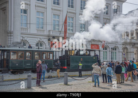 Brüssel, 150 Tramwayparade' Jahre Straßenbahn in Brüssel "am 1. Mai 2019 - Brüssel, Parade "150 Jahre Straßenbahn", 1. Mai, 2019 Stockfoto