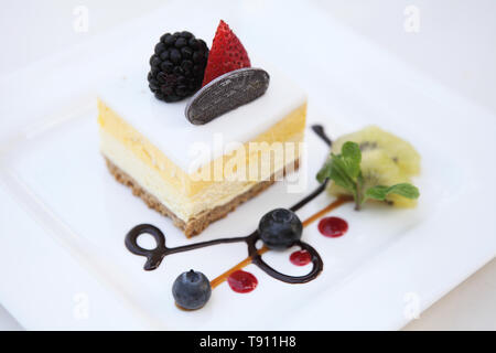 Mango mousse Käsekuchen Stockfoto