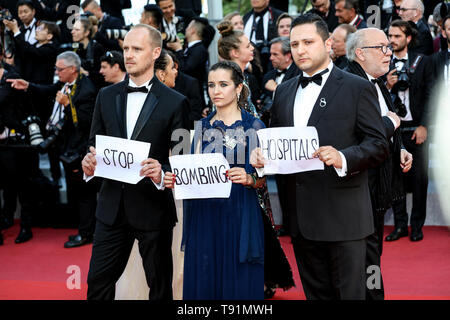 Cannes, Frankreich. 15 Mai, 2019. CANNES - 15. Mai: die Gäste kommt zur Premiere von "Les Misérables" während der 2019 Cannes Film Festival am 15. Mai 2019 im Palais des Festivals in Cannes, Frankreich. (Foto durch Lyvans Boolaky/imageSPACE) Credit: Imagespace/Alamy leben Nachrichten Stockfoto