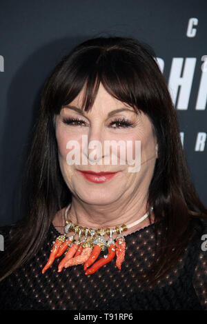 Los Angeles, USA. 15 Mai, 2019. Anjelica Huston 05/15/2019 "John Wick: Kapitel 3 - Parabellum" Premiere auf der TCL Chinese Theatre in Hollywood, CA Foto von kazuki Hirata/HollywoodNewsWire.co Credit statt: Hollywood News Wire Inc./Alamy leben Nachrichten Stockfoto