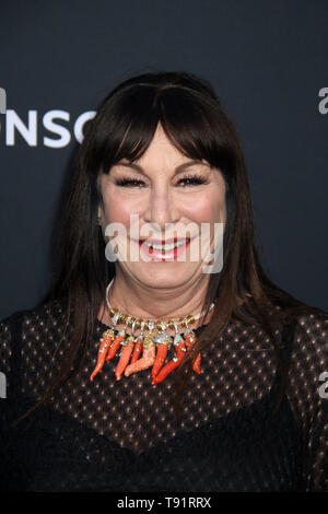 Los Angeles, USA. 15 Mai, 2019. Anjelica Huston 05/15/2019 "John Wick: Kapitel 3 - Parabellum" Premiere auf der TCL Chinese Theatre in Hollywood, CA Foto von kazuki Hirata/HollywoodNewsWire.co Credit statt: Hollywood News Wire Inc./Alamy leben Nachrichten Stockfoto