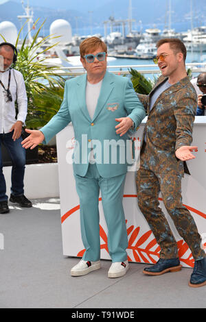 Cannes, Frankreich. 16. Mai, 2019. CANNES, Frankreich. Mai 16, 2019: Elton John & Taron Egerton am Fotoshooting für die "Rocketman" auf dem 72. Festival de Cannes. Foto: Paul Smith/Alamy leben Nachrichten Stockfoto