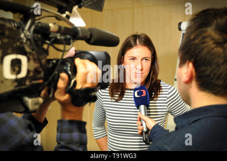 Prag, Tschechische Republik. 16. Mai, 2019. Tschechische Athlet Zuzana Hejnova während der Pressekonferenz vor Josef Odlozil Memorial athletische Classic Treffen in Prag in der Tschechischen Republik. Credit: Slavek Ruta/ZUMA Draht/Alamy leben Nachrichten Stockfoto