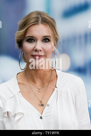 Hamburg, Deutschland. 16. Mai, 2019. Die moderatorin Laura Karasek präsentiert ihre neue Talkshow "Laura Karasek - Zart am Limit", die das ZDF-Neo ab 4. Juli angezeigt werden. Quelle: Markus Scholz/dpa/Alamy leben Nachrichten Stockfoto