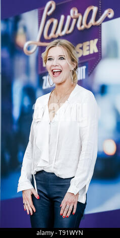 Hamburg, Deutschland. 16. Mai, 2019. Die moderatorin Laura Karasek präsentiert ihre neue Talkshow "Laura Karasek - Zart am Limit", die das ZDF-Neo ab 4. Juli angezeigt werden. Quelle: Markus Scholz/dpa/Alamy leben Nachrichten Stockfoto