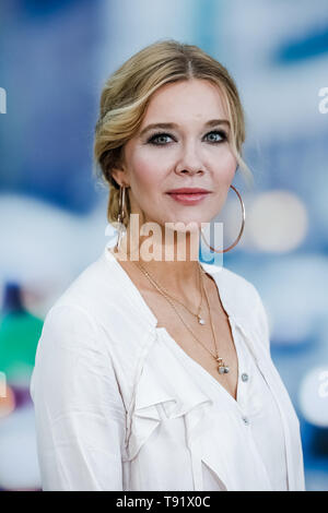 Hamburg, Deutschland. 16. Mai, 2019. Die moderatorin Laura Karasek präsentiert ihre neue Talkshow "Laura Karasek - Zart am Limit", die das ZDF-Neo ab 4. Juli angezeigt werden. Quelle: Markus Scholz/dpa/Alamy leben Nachrichten Stockfoto
