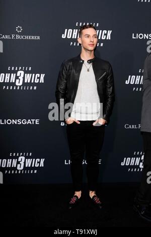 Adam Rippon in der Ankunftshalle für JOHN WICK: KAPITEL 3 - PARABELLUM Premiere, TCL Chinese Theatre (ehemals Grauman's), Los Angeles, CA, 15. Mai 2019. Foto von: Priscilla Grant/Everett Collection Stockfoto