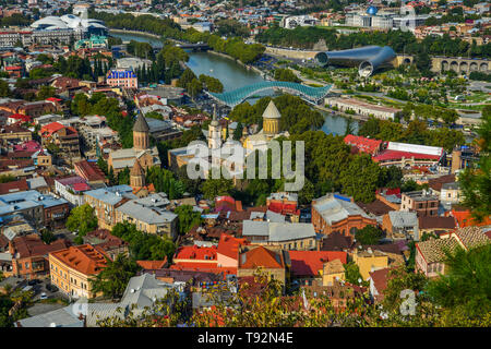 Tiflis, Georgien - May 22, 2018. Luftaufnahme von Tiflis, Georgien. Tiflis ist die Hauptstadt und die grösste Stadt in Georgien. Stockfoto