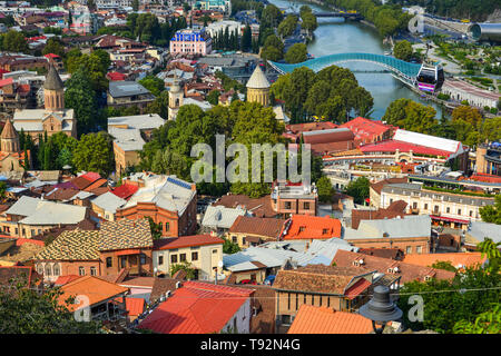 Tiflis, Georgien - May 22, 2018. Luftaufnahme von Tiflis, Georgien. Tiflis ist die Hauptstadt und die grösste Stadt in Georgien. Stockfoto