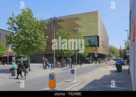 Deptford Lounge, ein neues Gebäude mit Bibliothek, ein Café, eine Studie, Computer Lab und Leistung. Griffin Street, London Borough von Lewisham Stockfoto