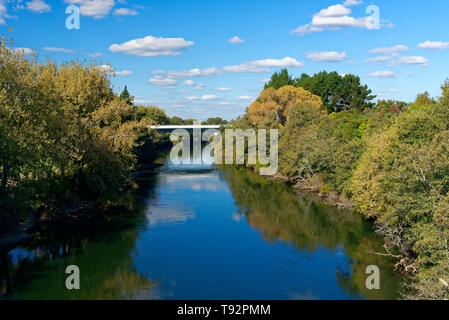 Expressway Brücke über den Waikato River in der Nähe von Horotiu, Neuseeland Stockfoto