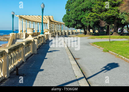 Pergola auf Foz do Douro, Strandpromenade, Strand Porto, Portugal Stockfoto