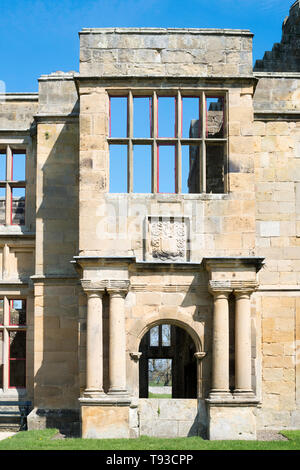 Eingang Belsay alte Halle, Northumberland, England, Großbritannien Stockfoto