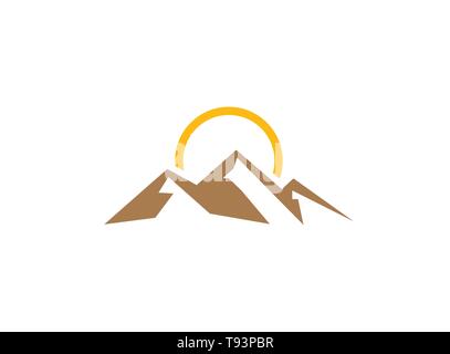Berge mit Sonne auf für Logo-Design Illustration Stock Vektor