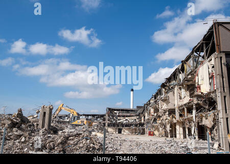 Abriss der ehemaligen Imperial Tobacco Horizont Fabrikgebäude in Nottingham, Nottinghamshire, England Großbritannien Stockfoto