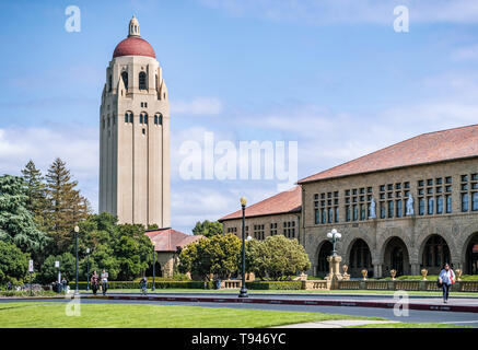 Mai 9, 2019 in Palo Alto/CA/USA - Außenansicht der wichtigsten Quad an der Universität Stanford Stockfoto