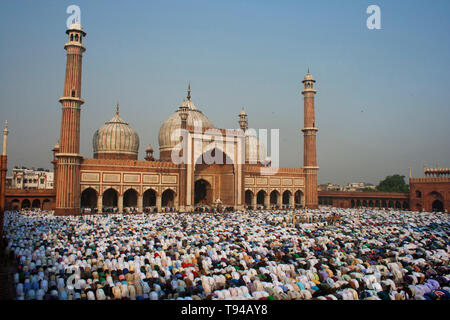 Eid Gebete an der Jama Masjid, Delhi, Indien Stockfoto
