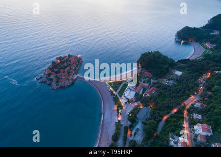 Luftaufnahme der Insel Sveti Stefan in Budva, Montenegro Stockfoto