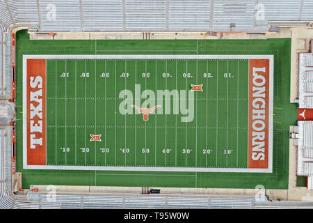 Austin, Texas, USA. 29 Apr, 2019. April 29, 2019 - Austin, Texas, USA: Luftaufnahmen von Darrell K RoyalÃ¢â'¬' Texas Memorial Stadium in Austin, Texas, USA, auf dem Campus der Universität von Texas in Austin gelegen, ist die Heimat der Longhorns Football Team seit 1924. (Bild: © Walter G Arce Sr Schleifstein Medi/ASP) Stockfoto