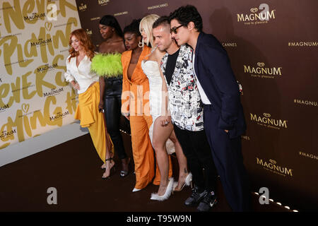 Cannes. 16. Mai, 2019. Rita Ora, Palina Rojinski, David Munoz, Clara Amfo, Cristiano Caccamo und Aya Nakamura am "Nie aufhören zu Spielen/Magnum während des Cannes 2019 Cannes Film Festival am 16. Mai 2019 im Palais des Festivals in Cannes, Frankreich. (Credit: Lyvans Boolaky/Image Space/Medien Punch)/Alamy leben Nachrichten Stockfoto