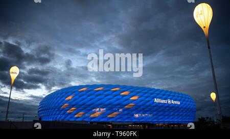 München, Deutschland. 09 Mai, 2019. Bild des Bayern München Stadion, die Allianz Arena. Credit: Sina Schuldt/dpa/Alamy leben Nachrichten Stockfoto