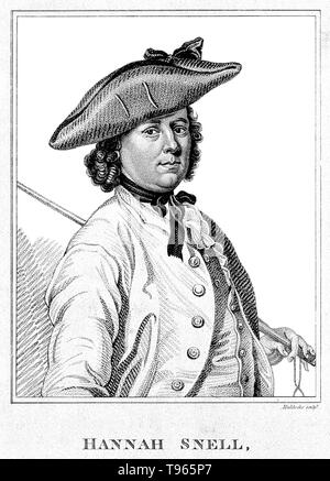 Hannah Snell (April 23, 1723 - Februar 8, 1792) war ein englischer Soldat. 1744 Hannah heiratete einen Mann namens James Beträge. Das Paar hatte eine Tochter, sondern das Kind gestorben und ihr Mann verschwunden. Sie borgte Kleidung von ihrem Schwager, James Gray, seine Identität angenommen und trat der Marines. Im Jahre 1748, ihr Gerät gesendet wurde die französische Kolonie von Schlacht von Pondicherry in Indien zu erfassen. Sie kämpfte auch in der Schlacht bei Devicottail im Jahr 1749. Stockfoto