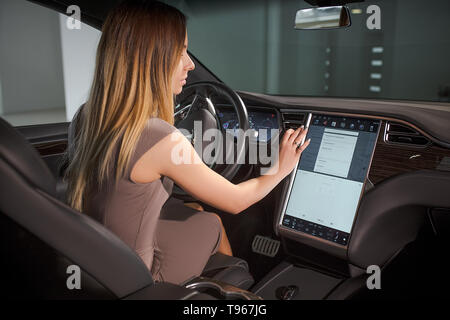 Innenansicht des Luxus letzte Technologie elektrische Fahrzeug Stockfoto