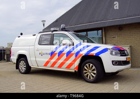 Bloemendaal, Niederlande - 30 März 2018: Die holländischen Strand Polizei Auto Volkswagen Amarok 2.0D. Stockfoto